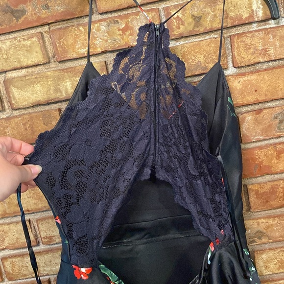 B. smart Asymmetrical Dress size 15 strappy back midi dress black and red floral - Picture 3 of 4